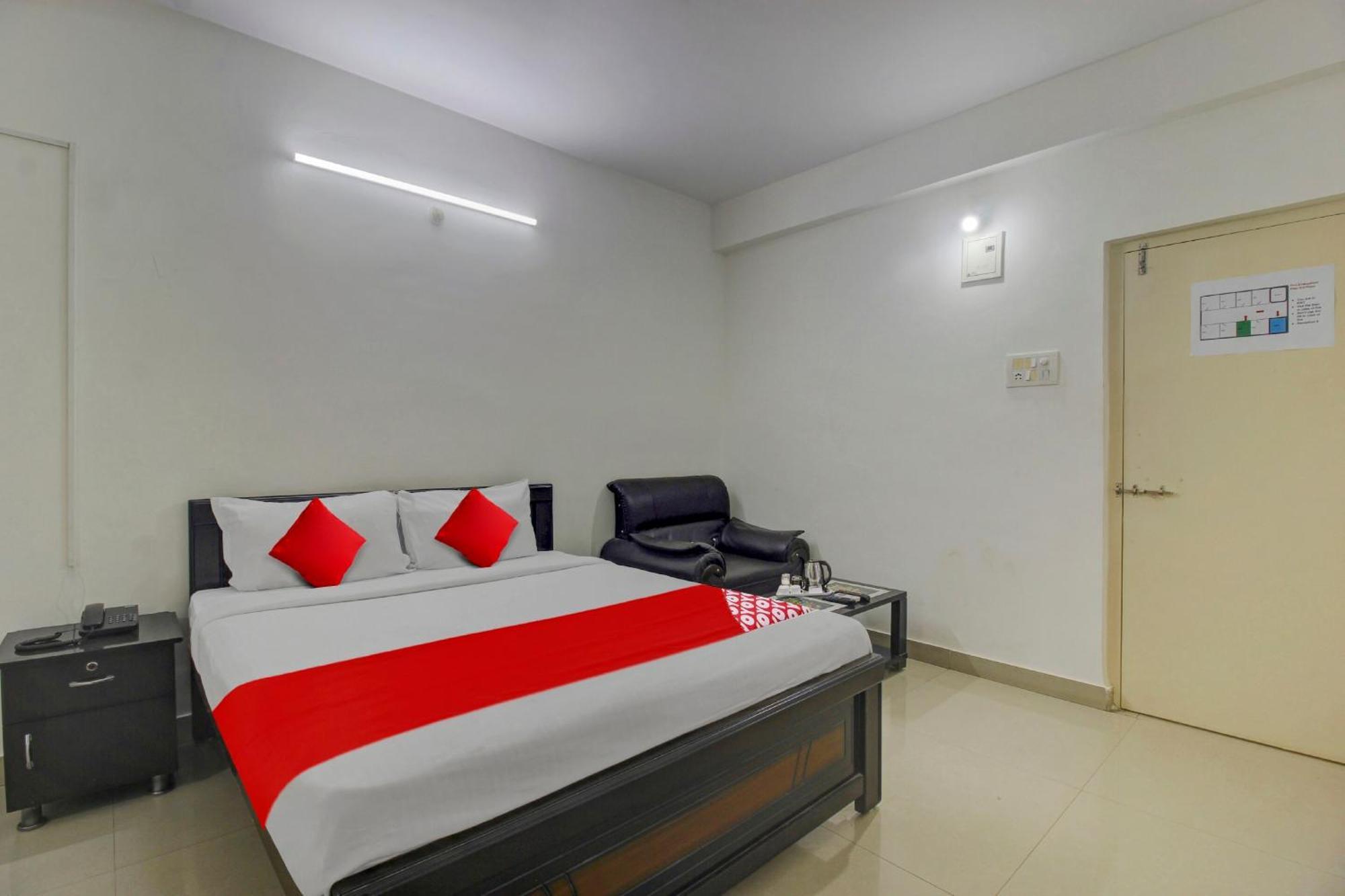 Hotel O Stay U Like Hotel'S Hajdarabad Zewnętrze zdjęcie