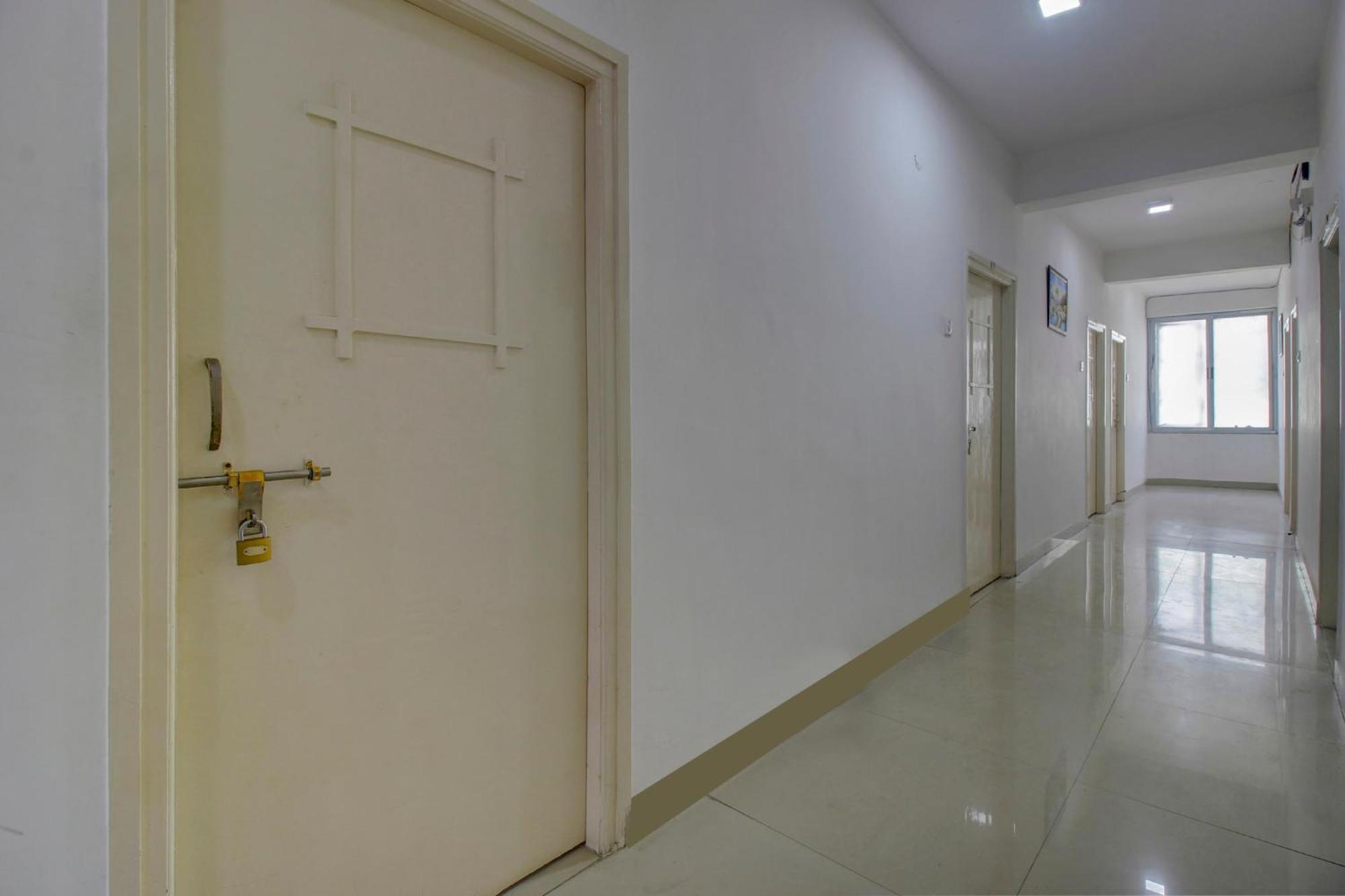 Hotel O Stay U Like Hotel'S Hajdarabad Zewnętrze zdjęcie